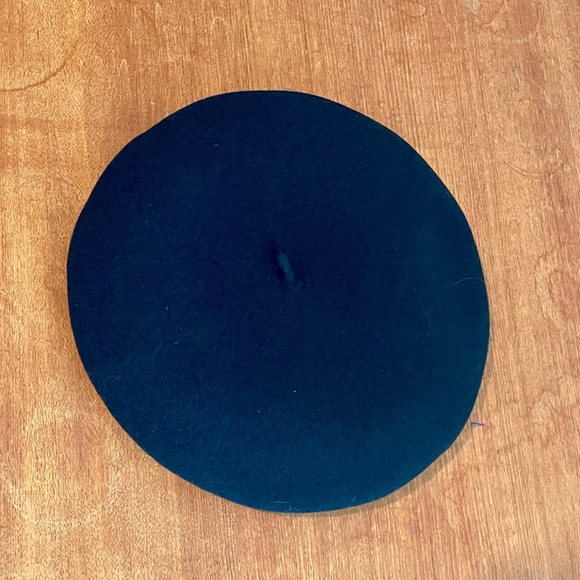 Vintage Printemps Paris Black Pure Lane Felt Wool  Beret Hat - Picture 11 of 15